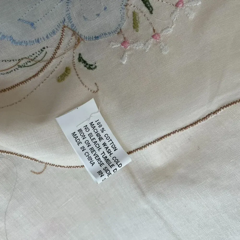 Vintage Tablecloth Embroidered Floral Cotton Cut-out Details 102.5